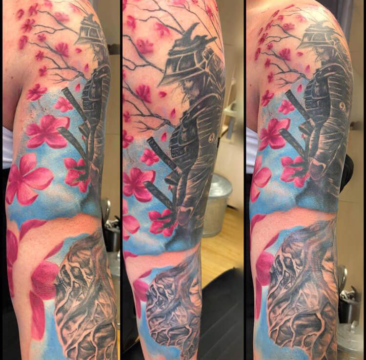 Tattoo SamuraI Kirschblüten auf dem Arm Tattoo Wild Spirit Hameln